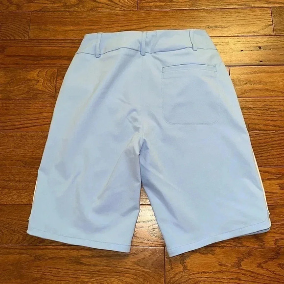 Lilly Pulitzer Solid Blue Women’s Shorts Sz 2 - Picture 2 of 8